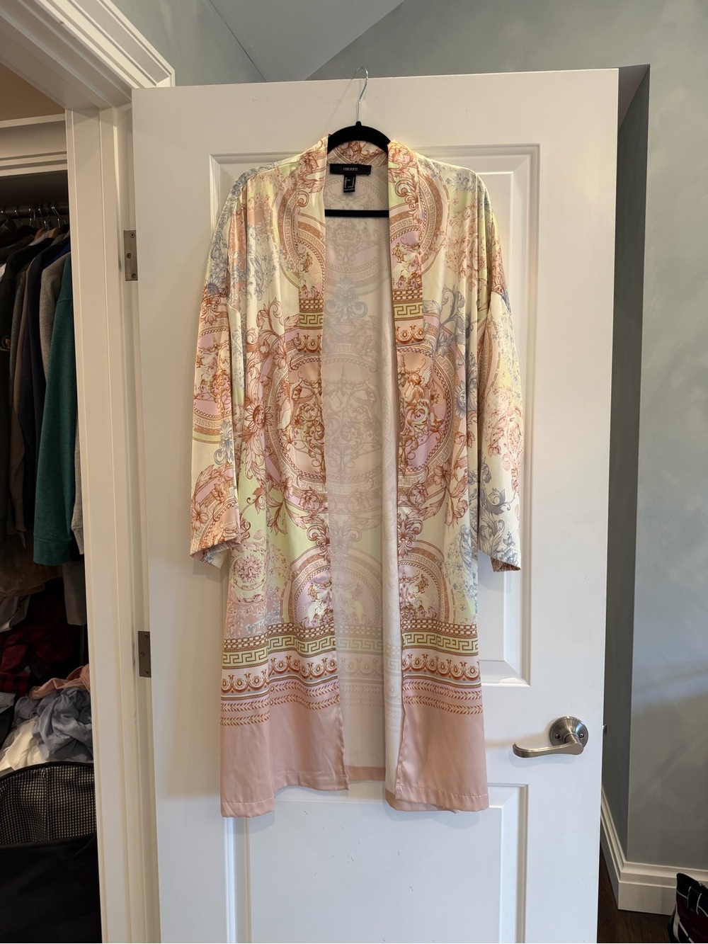 Forever 21 Pastel Printed Kimono Robe - Cream, Pink & Pale Green